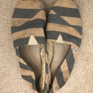 Striped hemp Toms